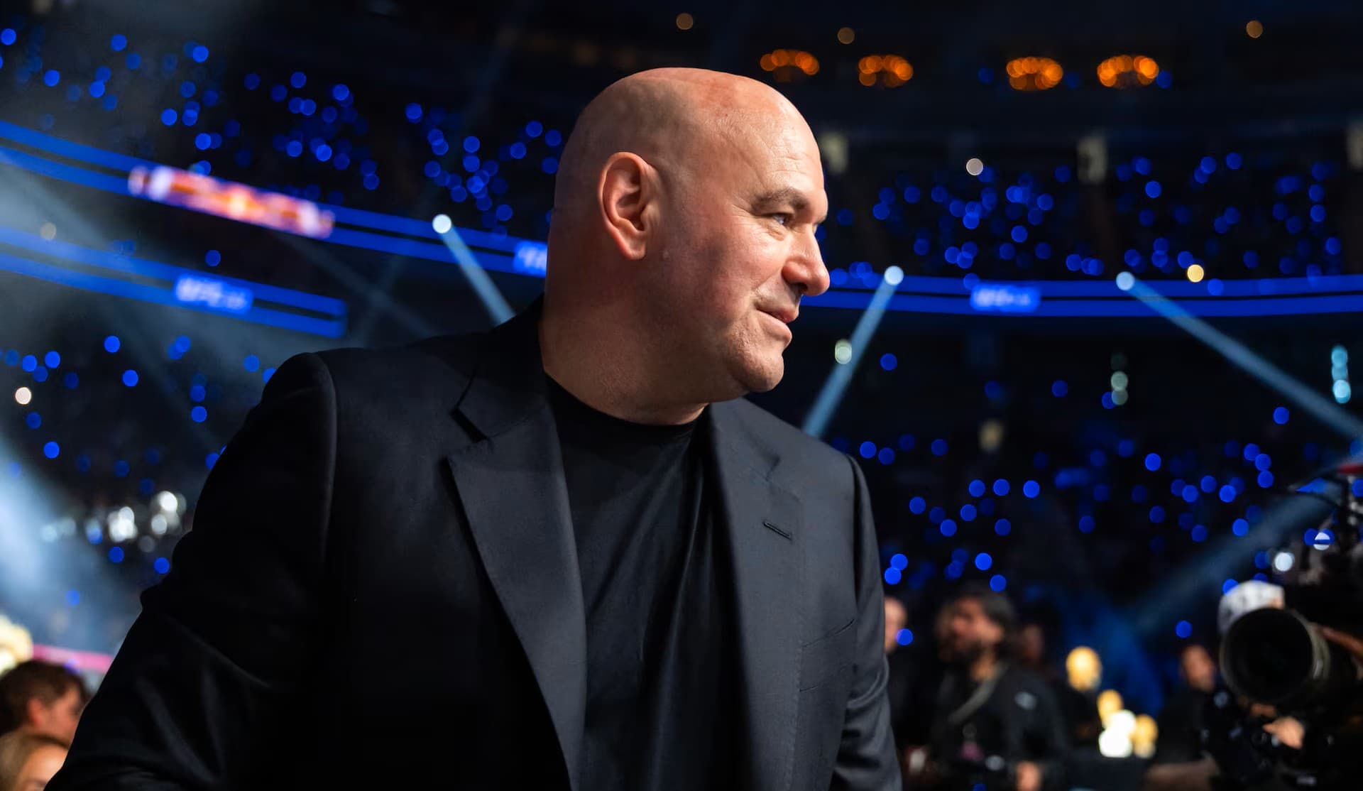 White Denies Banning De La Hoya From Garcia-Benn Card