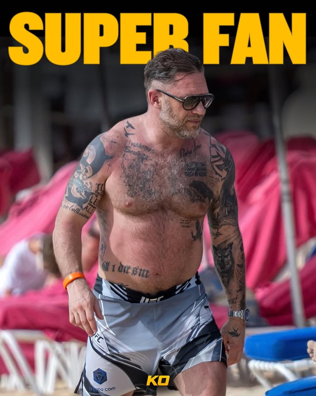 Tom Hardy was seen rocking UFC Venum shorts on the beach 😭
Maybe the only person ever to wear this
