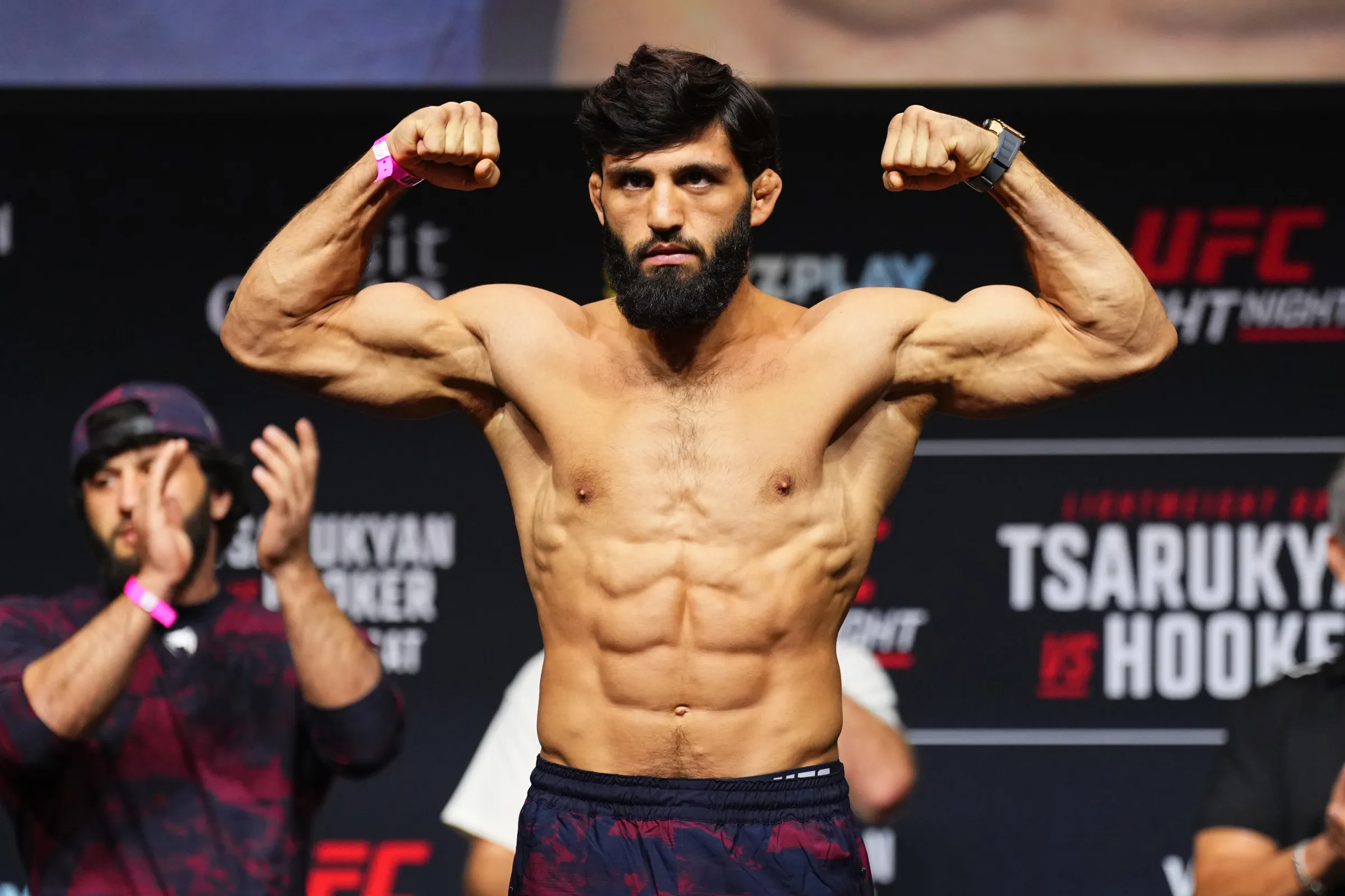 Tsarukyan: Campbell Guaranteed Title Shot After Ruffy Fight