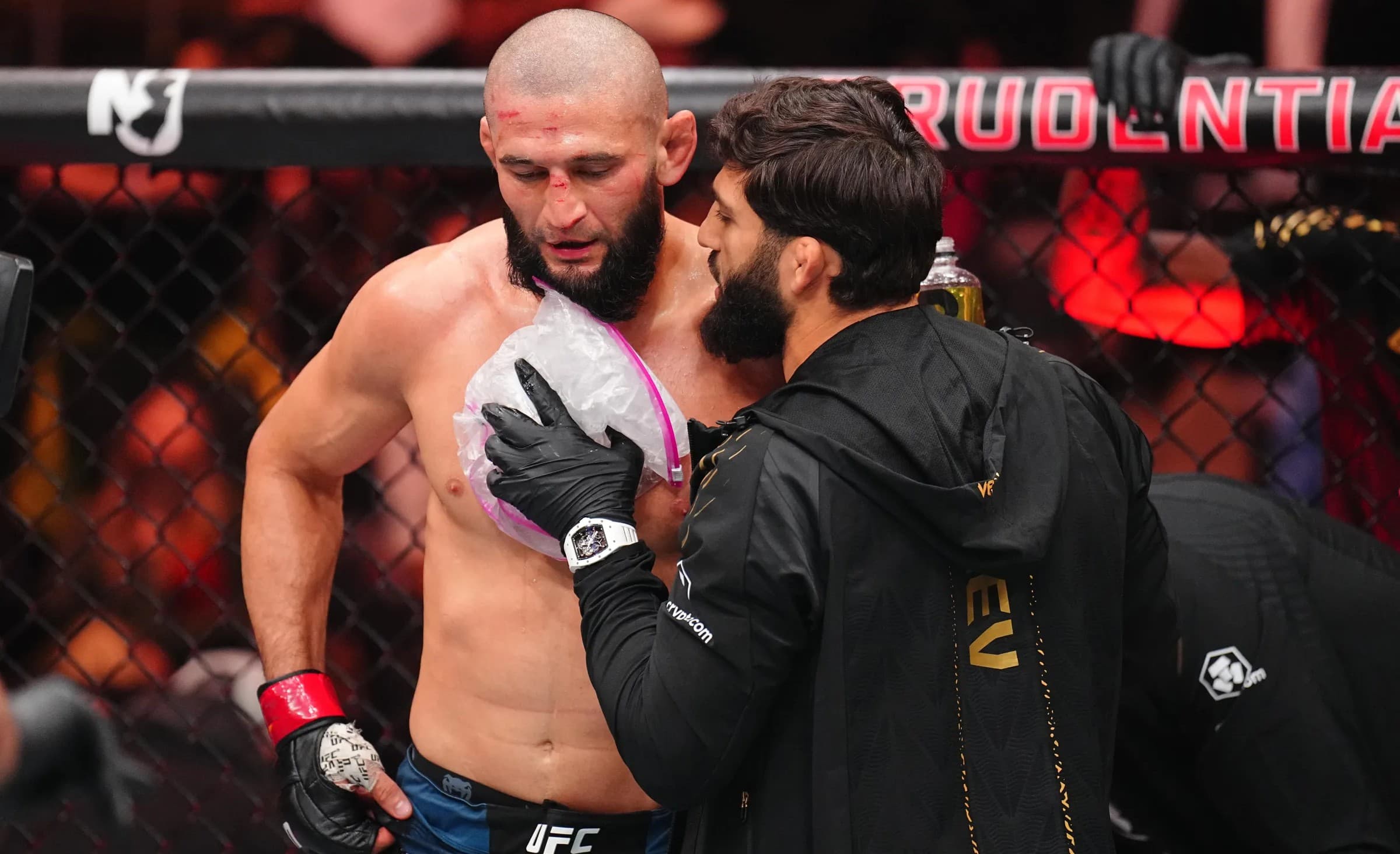 Khamzat Chimaev Hints at UFC Break If No Fight by Year-End