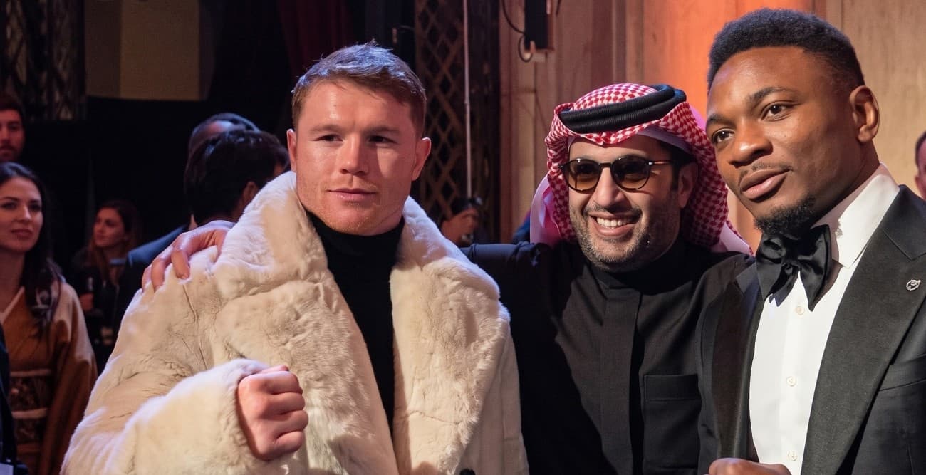 Fundora Picks Canelo Over Mbilli, Calls Him One-Dimensional